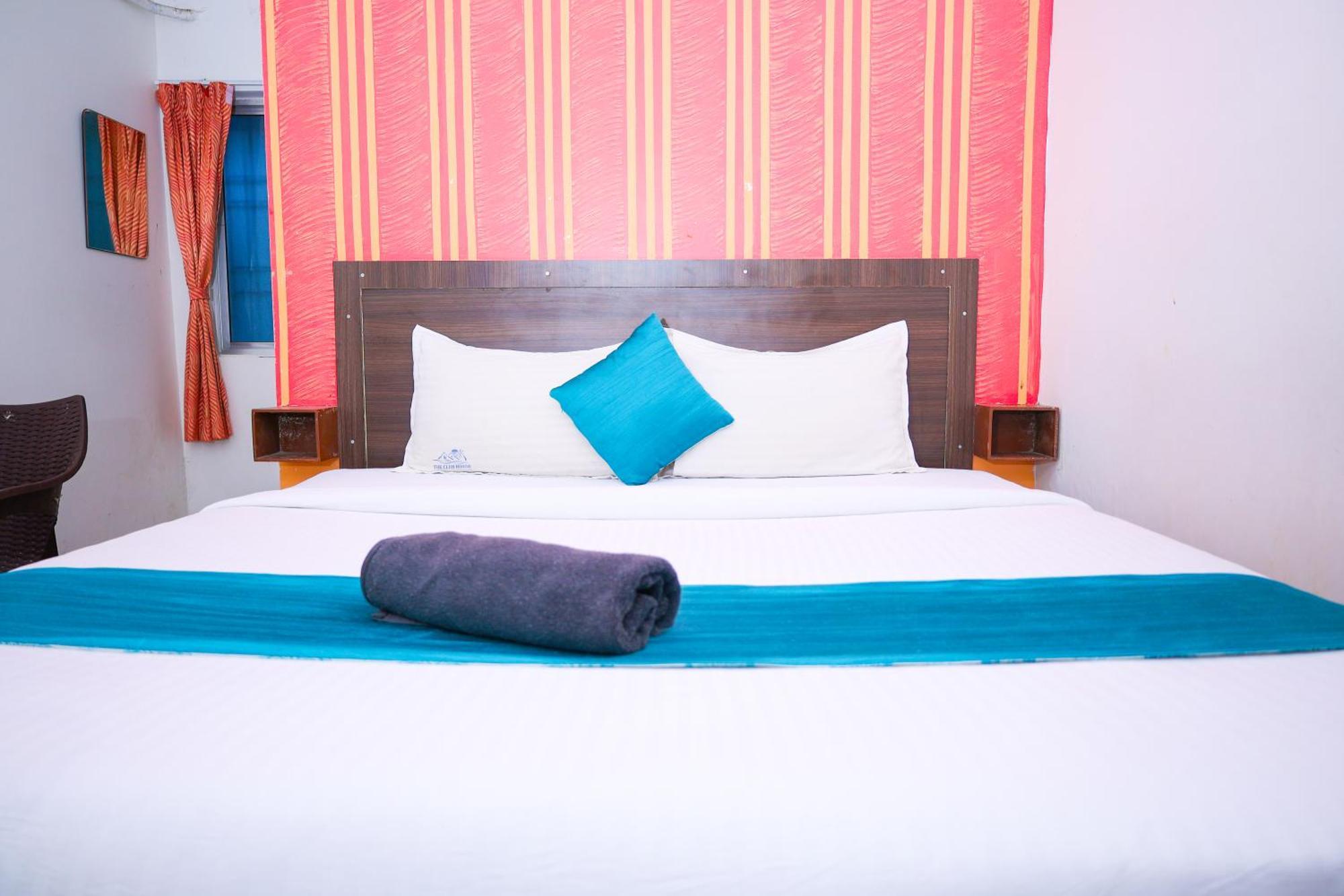 The Club House Hotell Pondicherry Eksteriør bilde